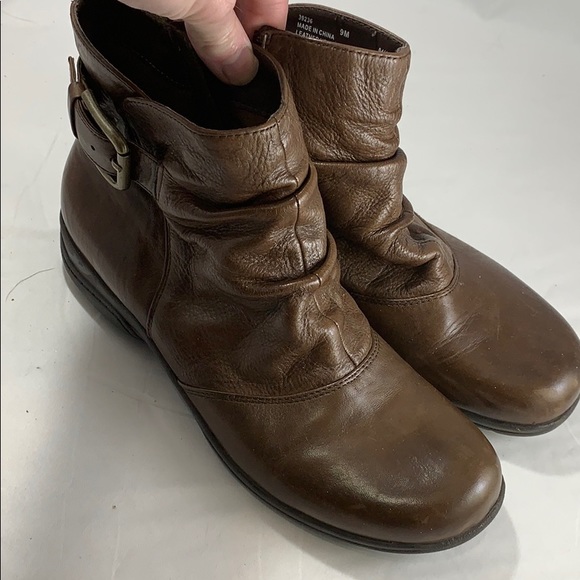 Clarks Shoes - Clark’s winter booties leather